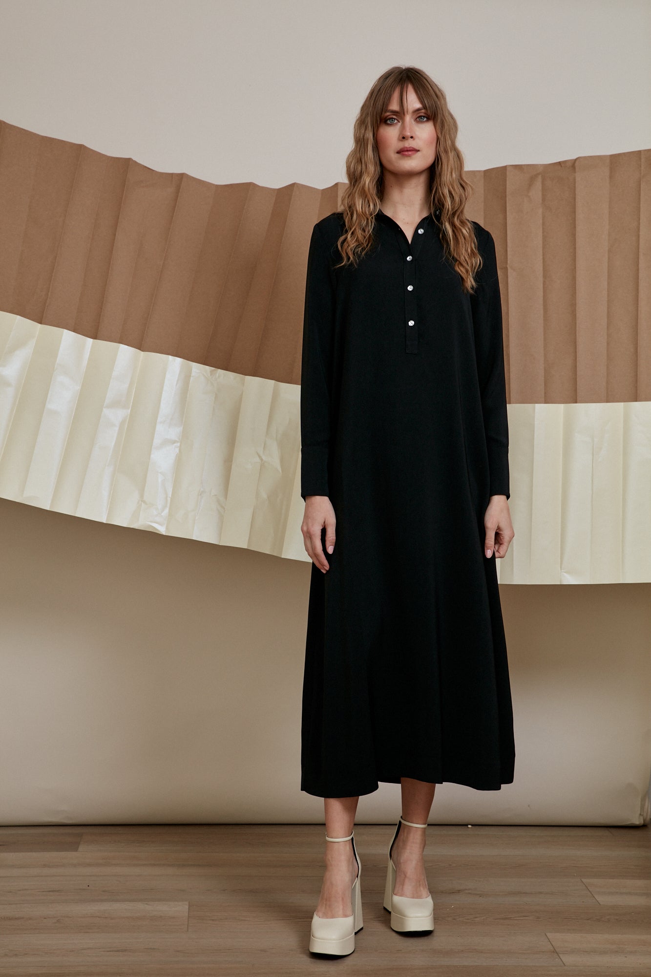 Ladies Cosin Dress (2 colors)