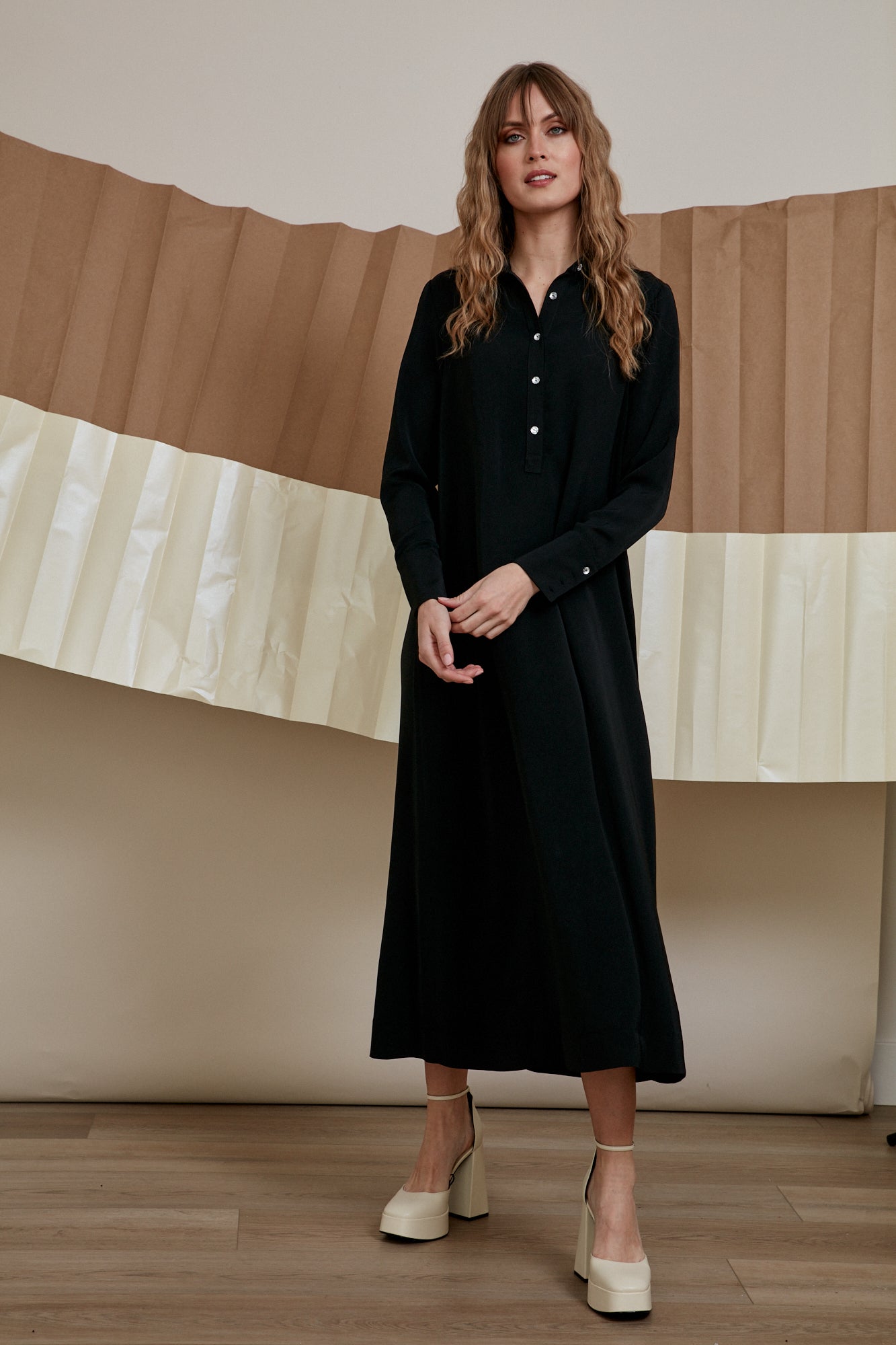 Ladies Cosin Dress (2 colors)