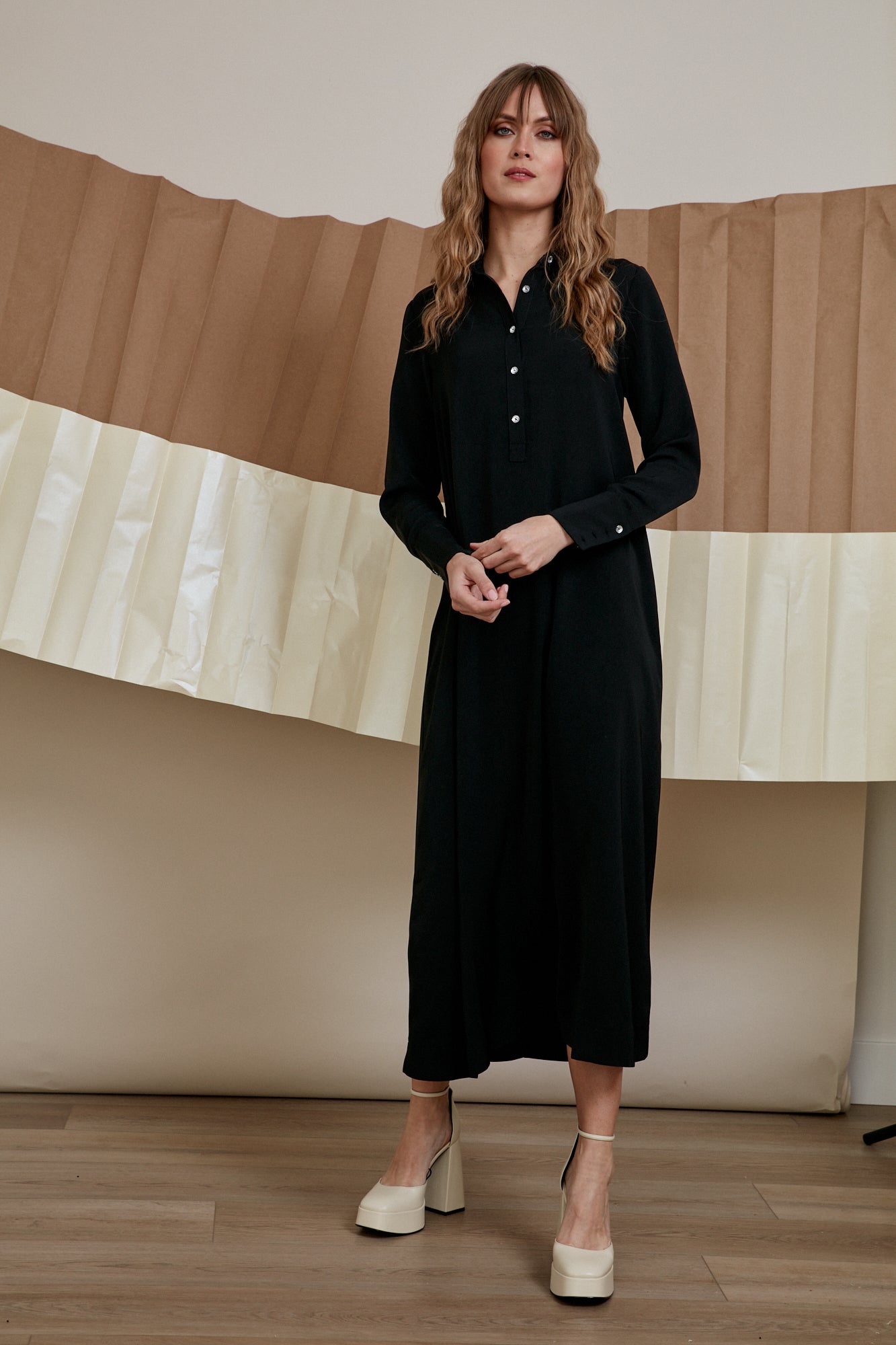 Ladies Cosin Dress (2 colors)