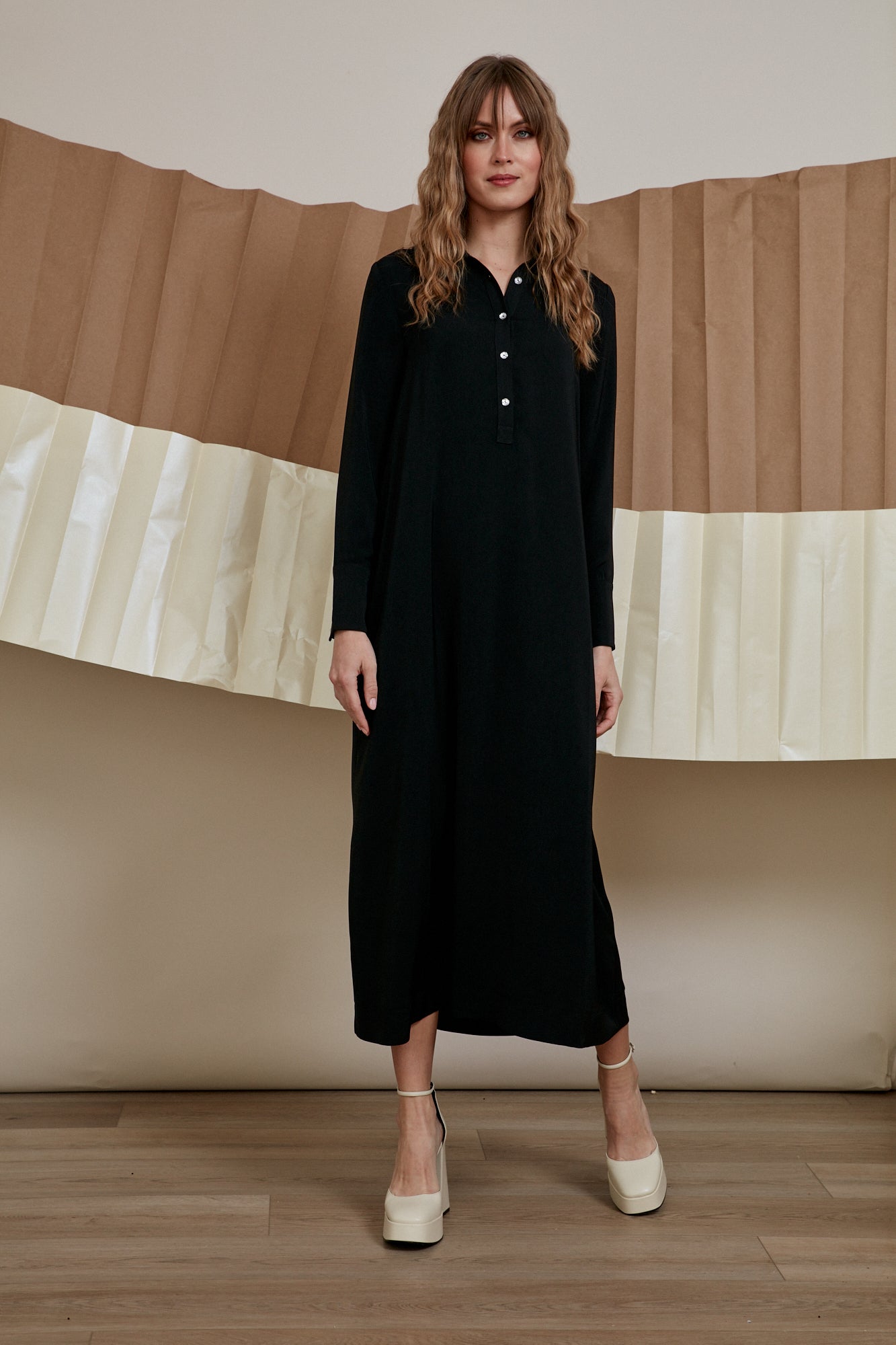 Ladies Cosin Dress (2 colors)