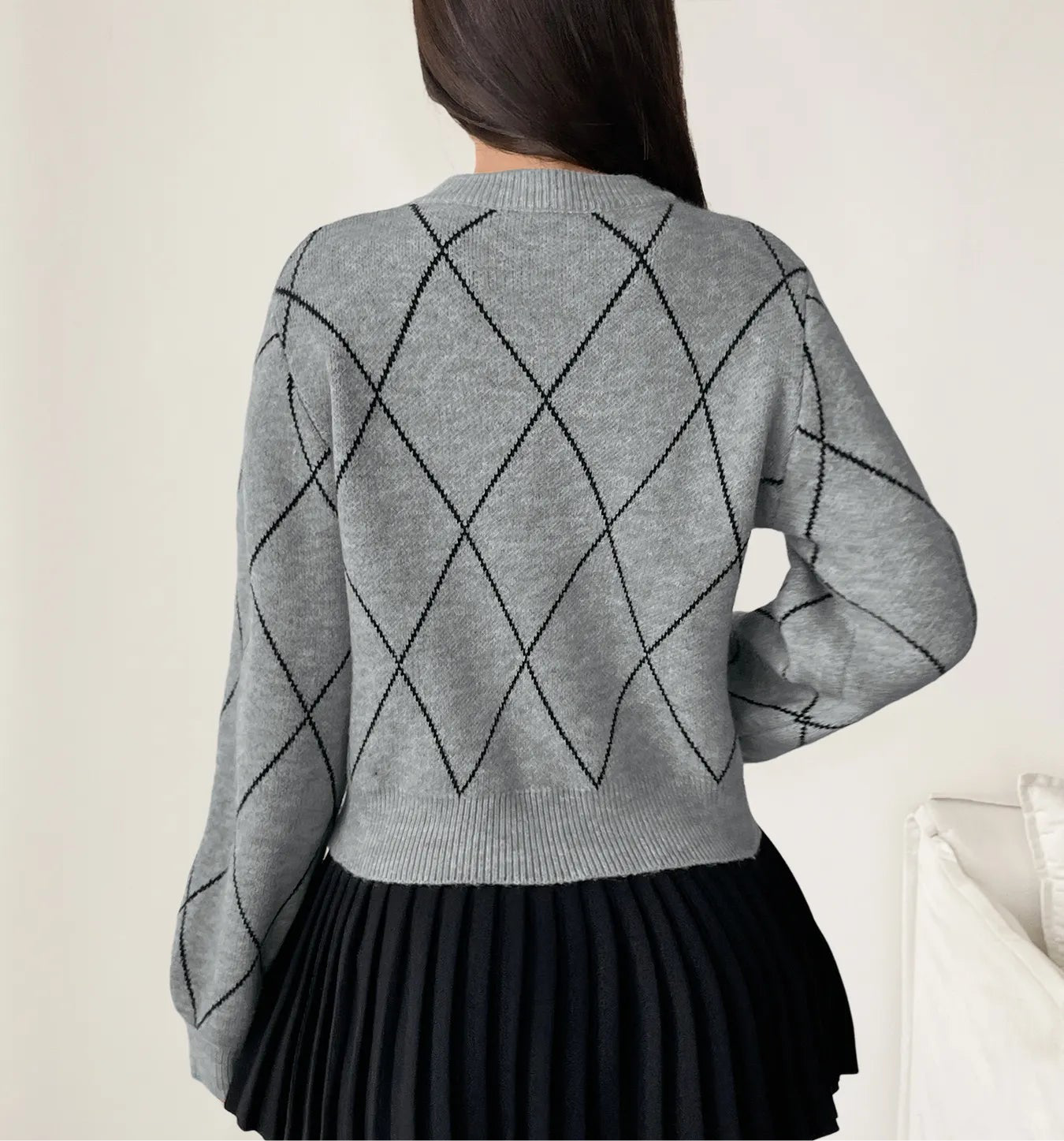 Diamond Pattern Bow Detail Sweater
