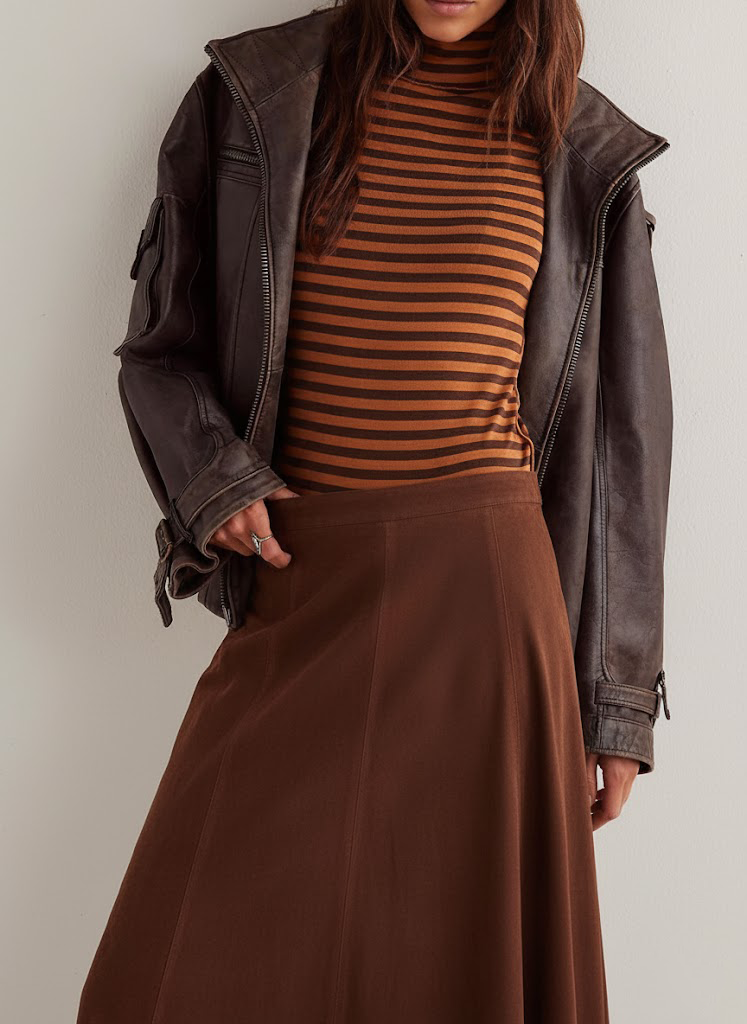 Exposed Seam Striped Turtleneck Long Sleeve T-Shirt