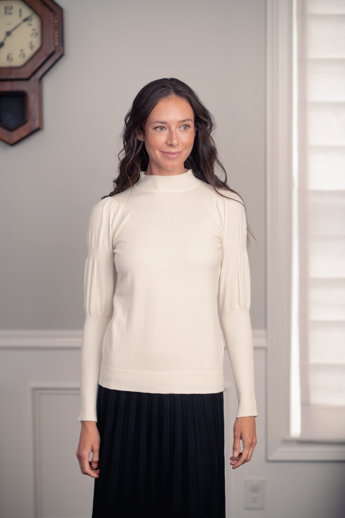 Ladies Luzzo Sweater - Modest Necessities