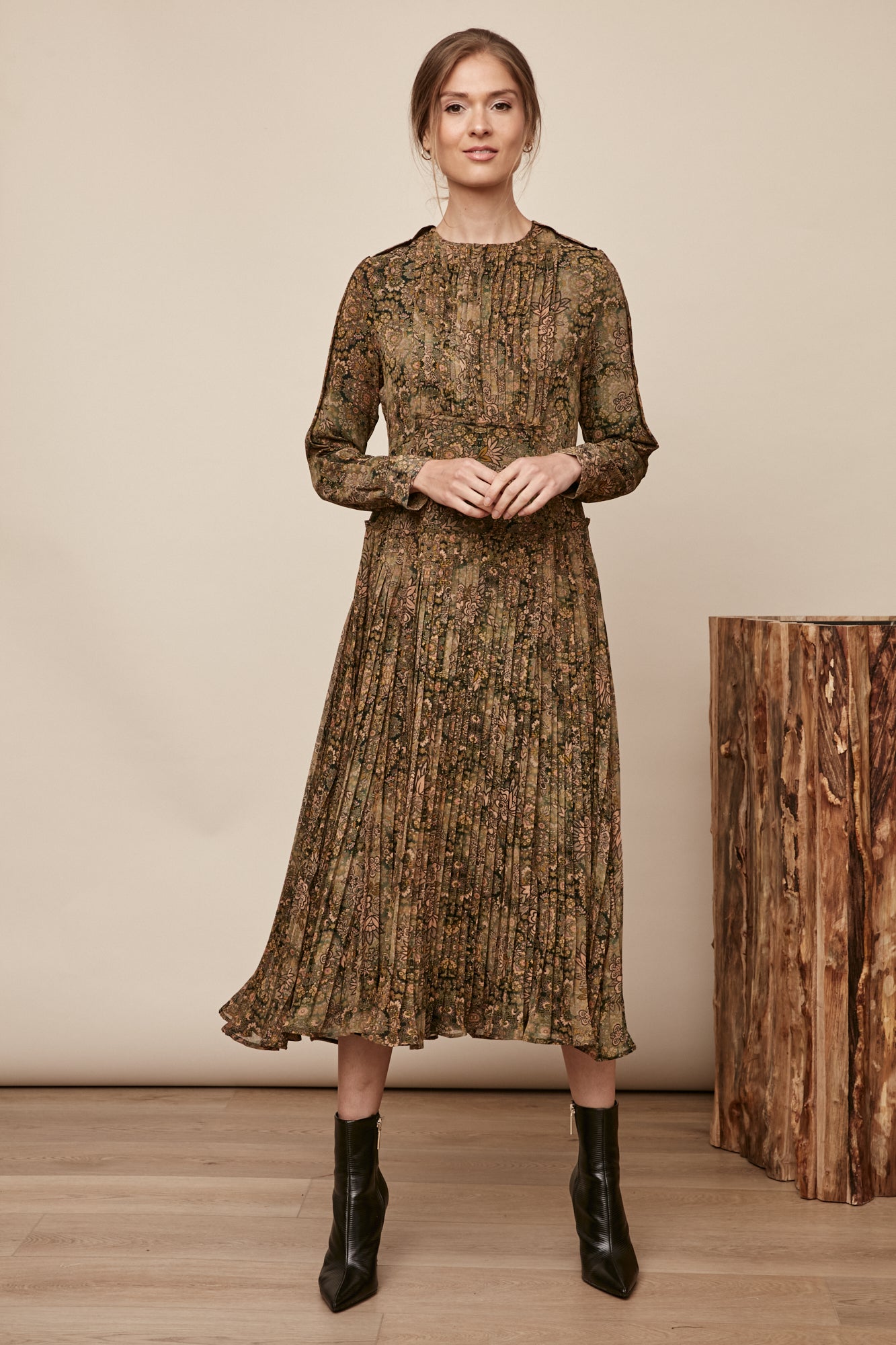 modest ladies dresses trendy dresses, Modest JanieLanie nursing friendly Modest maxi length Easily dressed up or down Side pockets Detached belt included Meet our models for help on finding the perfect fit Elegant Modest High-Neck A-Line Wedding